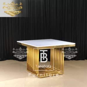 Gold Cake Table