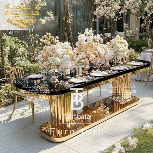 Luxury Banquet Table