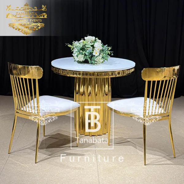 Round Wedding Cake Table
